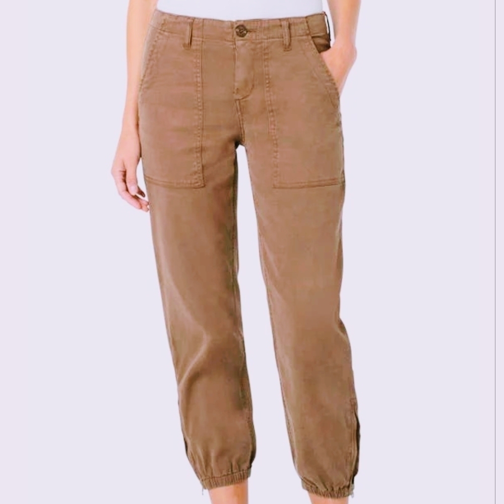 CALLIGRAPHIE Elastic Back Waist Zip & Button Ankle Pant W/ Zipper Detail NWOT